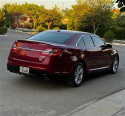 Ford Taurus